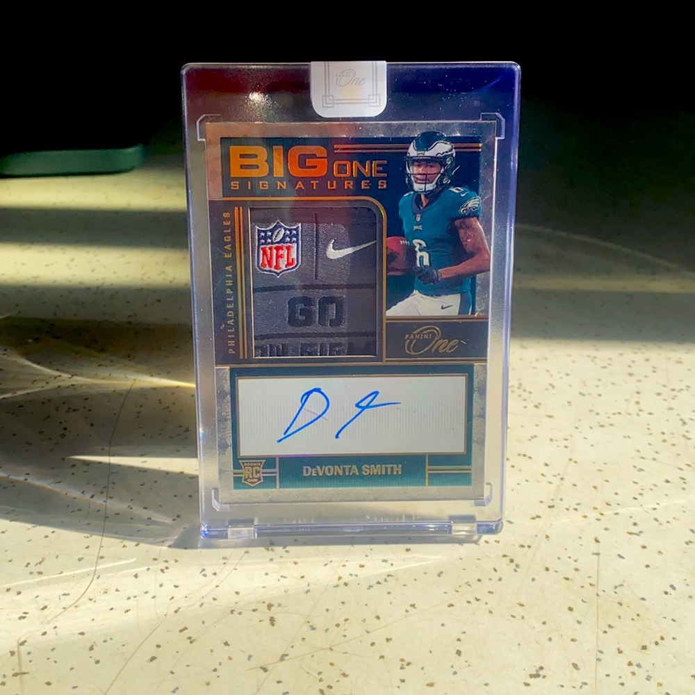 Devonta Smith Autograph